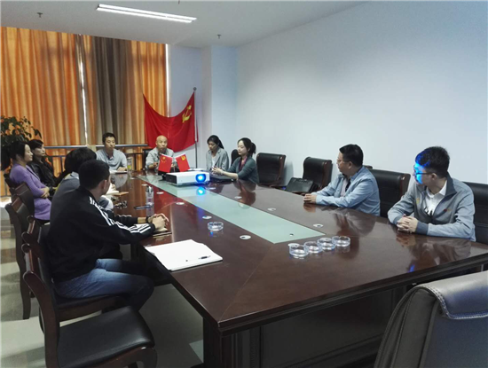 城開(kāi)投公司開(kāi)展十月“主題黨日”活動(dòng)——豐富黨課內(nèi)容，激發(fā)黨員動(dòng)力