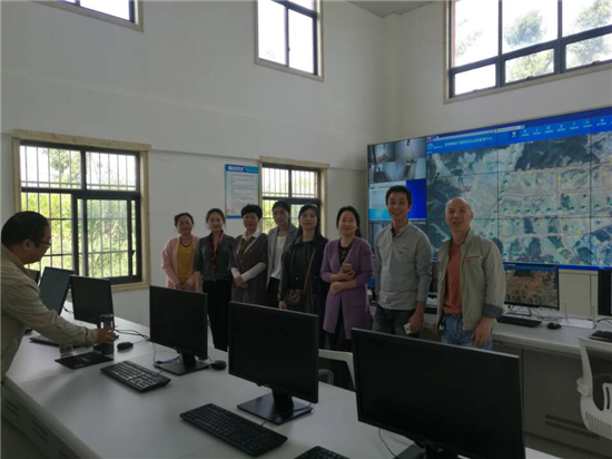 城開(kāi)投公司開(kāi)展十月“主題黨日”活動(dòng)——豐富黨課內(nèi)容，激發(fā)黨員動(dòng)力