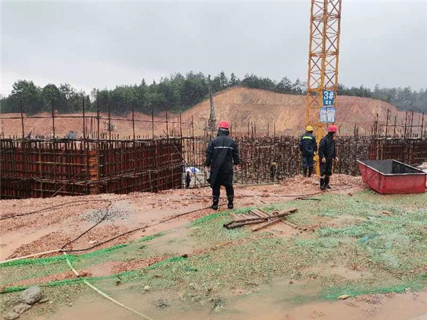 災(zāi)后清理快速到位，重點項目及時復(fù)工——城投集團(tuán)快速應(yīng)對災(zāi)情