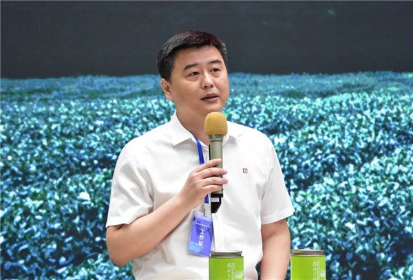 新理念、新時(shí)尚、新方式、新感受——德宇集團(tuán)舉行2022得雨活茶新品發(fā)布推廣會(huì)