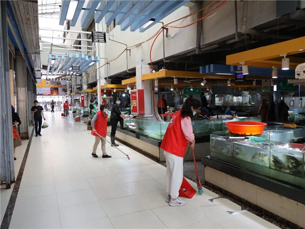 市城投集團(tuán)開展“大清掃、大撿拾、大宣傳”專項(xiàng)活動(dòng)