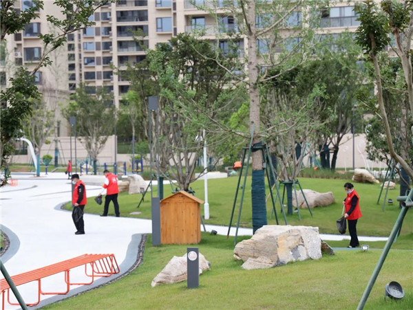 市城投集團(tuán)開展“大清掃、大撿拾、大宣傳”專項(xiàng)活動(dòng)