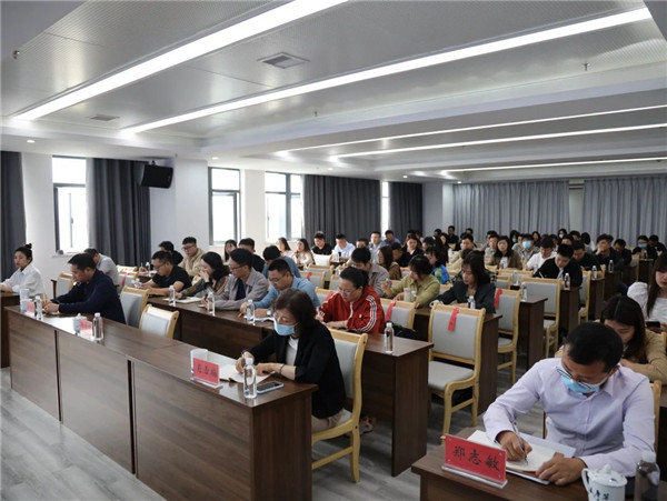 市城投集團(tuán)舉辦學(xué)習(xí)貫徹黨的二十大精神培訓(xùn)班