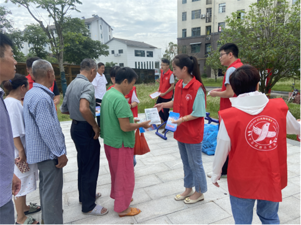 城投集團(tuán)開展“平安護(hù)夏”志愿服務(wù)